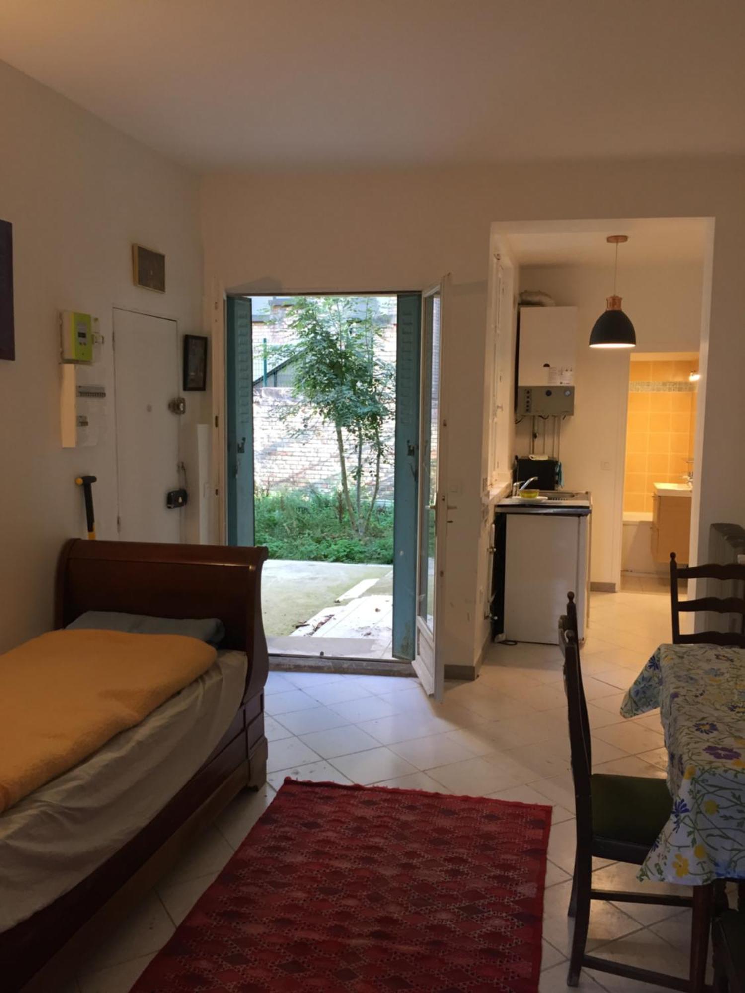 Proche Du Chateau De Versaillles Une Chambre Avec Jardin Версаль Экстерьер фото